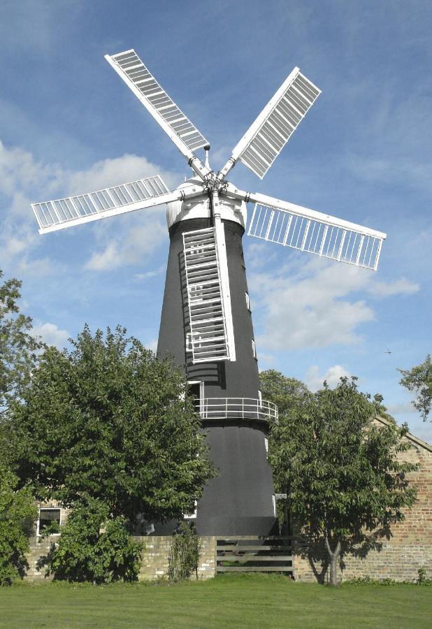 The Windmill Hotel Alford  Extérieur photo