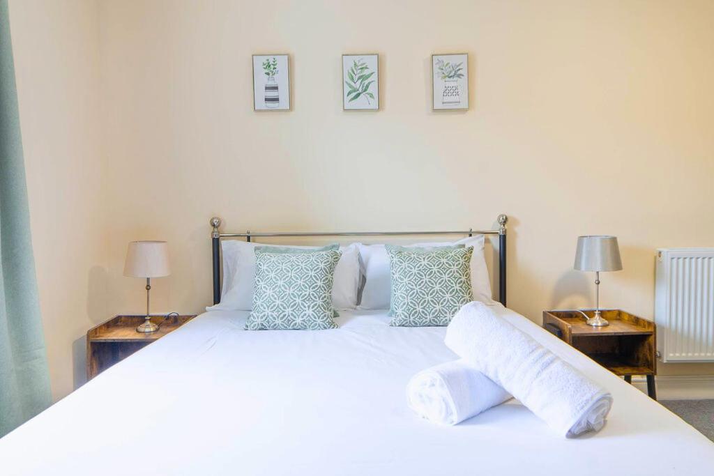 The Windmill Hotel Alford  Extérieur photo