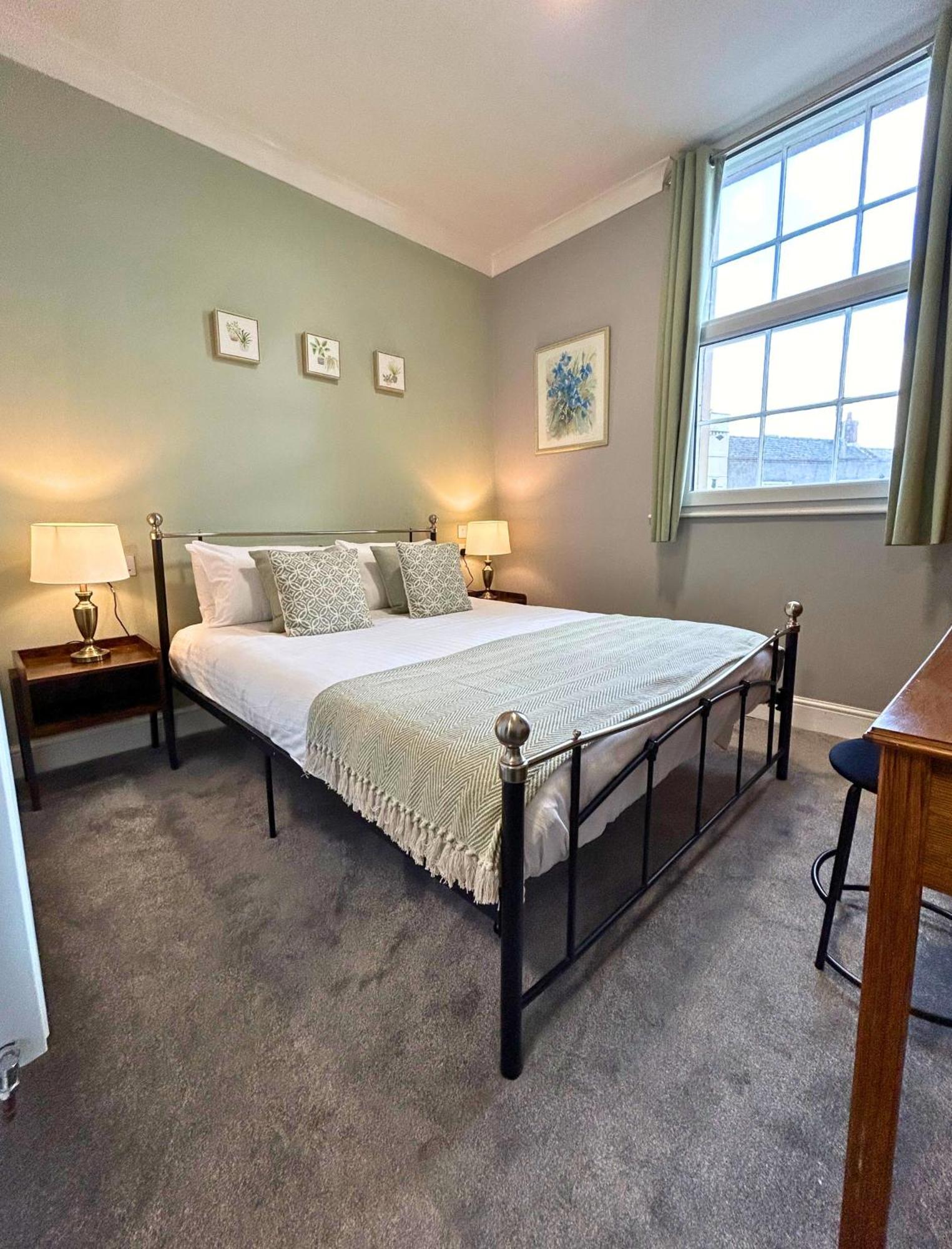 The Windmill Hotel Alford  Extérieur photo