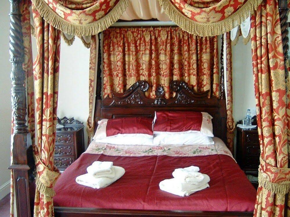 The Windmill Hotel Alford  Extérieur photo