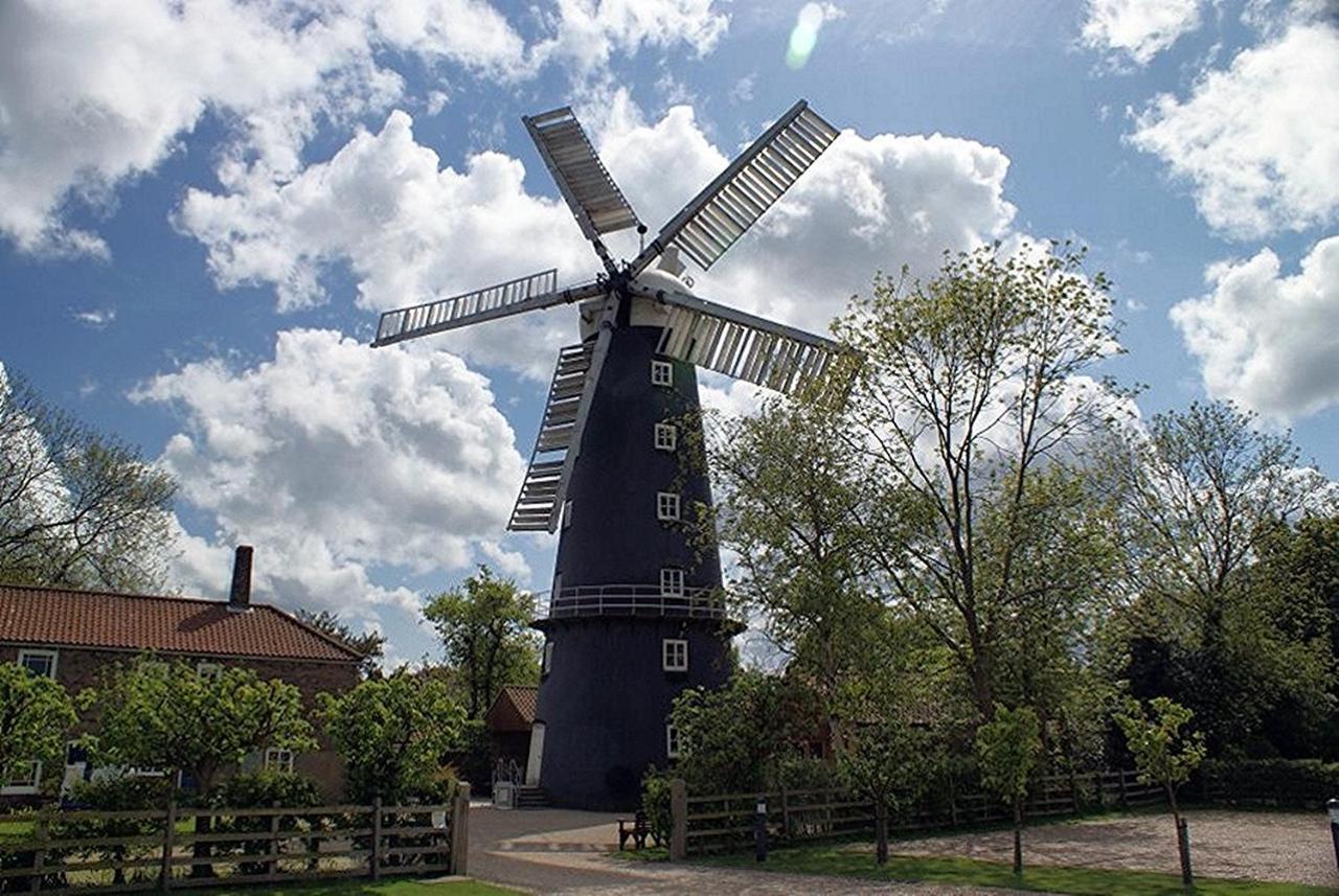 The Windmill Hotel Alford  Extérieur photo